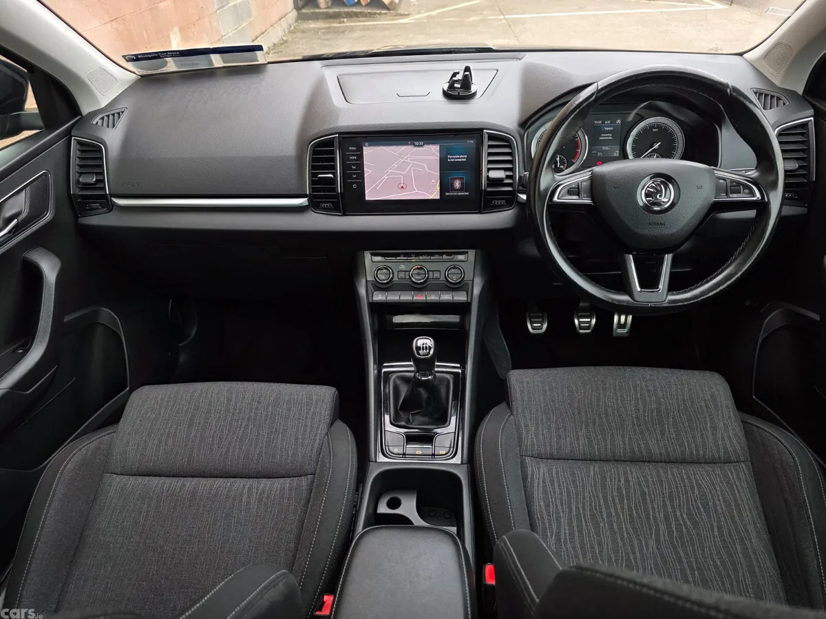 Skoda Karoq Estate/Jeep, Petrol, 2019, Blue