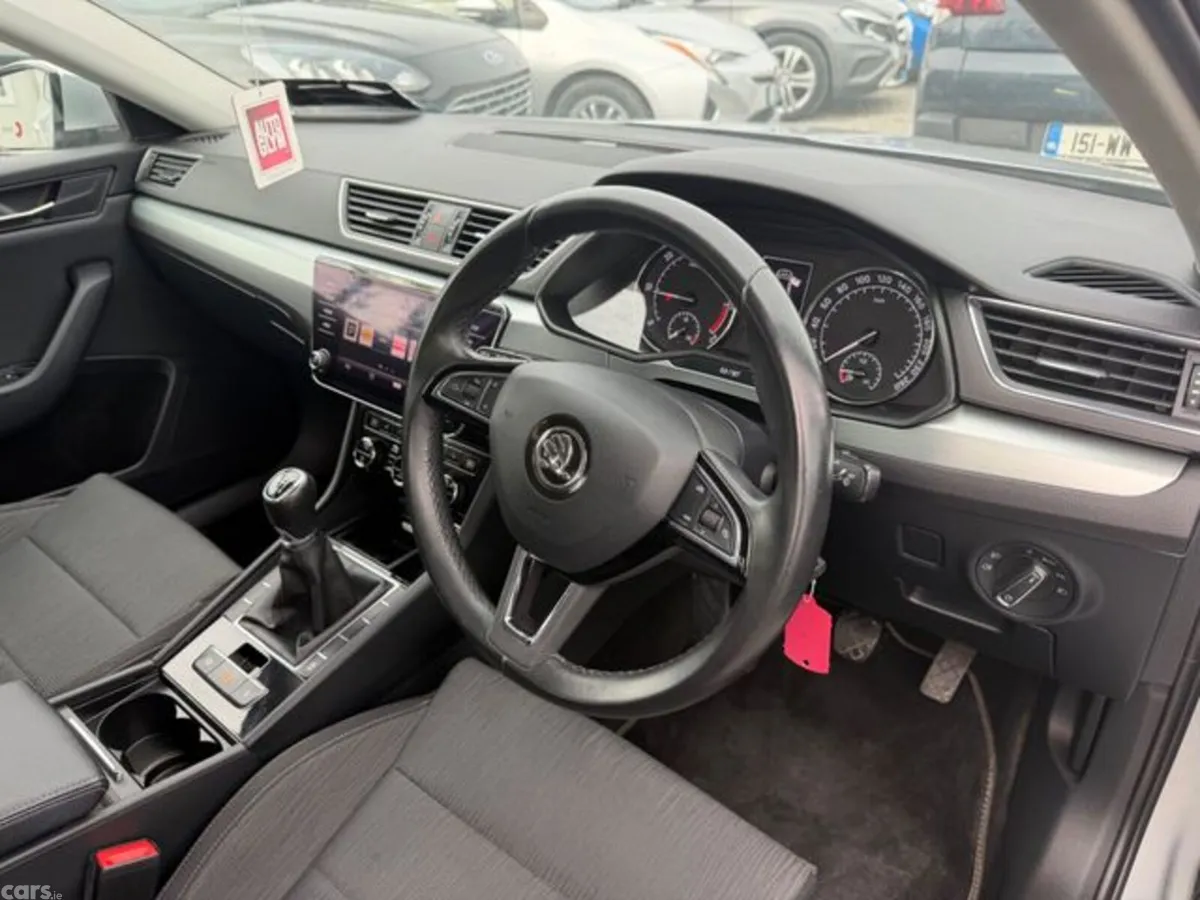 Skoda Superb Saloon, Diesel, 2019, Grey