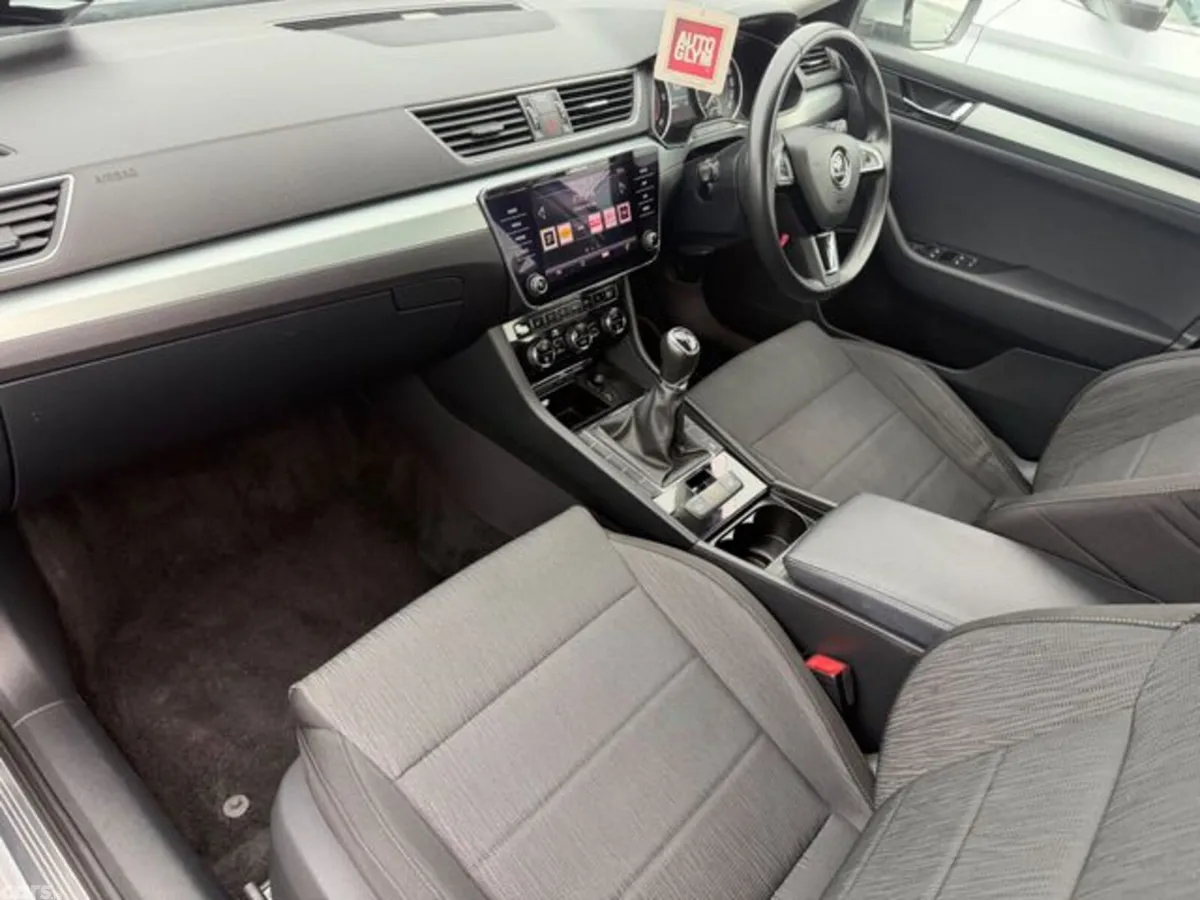 Skoda Superb Saloon, Diesel, 2019, Grey