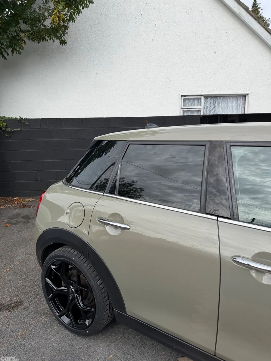 Mini Cooper Hatchback, Petrol, 2018, Grey
