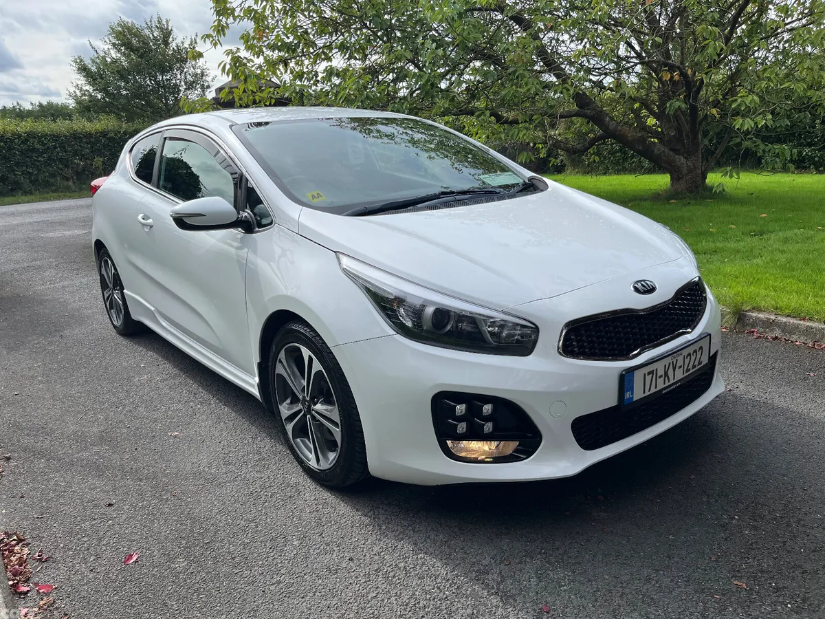Kia Ceed Hatchback, Diesel, 2017, White