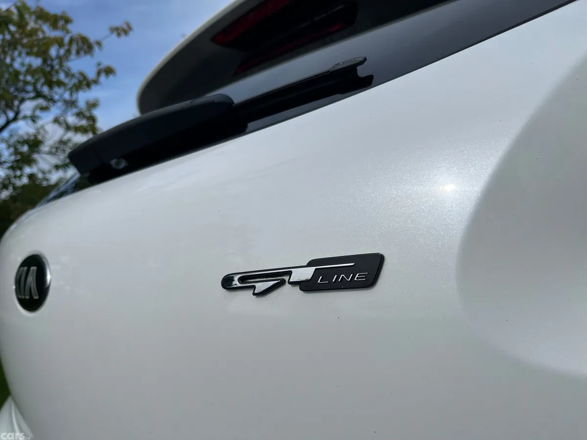 Kia Ceed Hatchback, Diesel, 2017, White