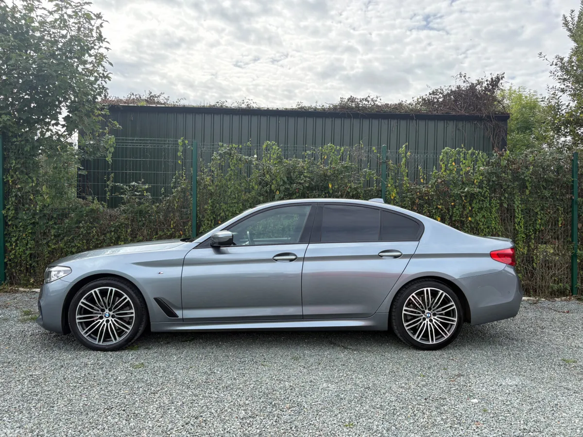 BMW 5-Series Saloon, Diesel, 2017, Blue