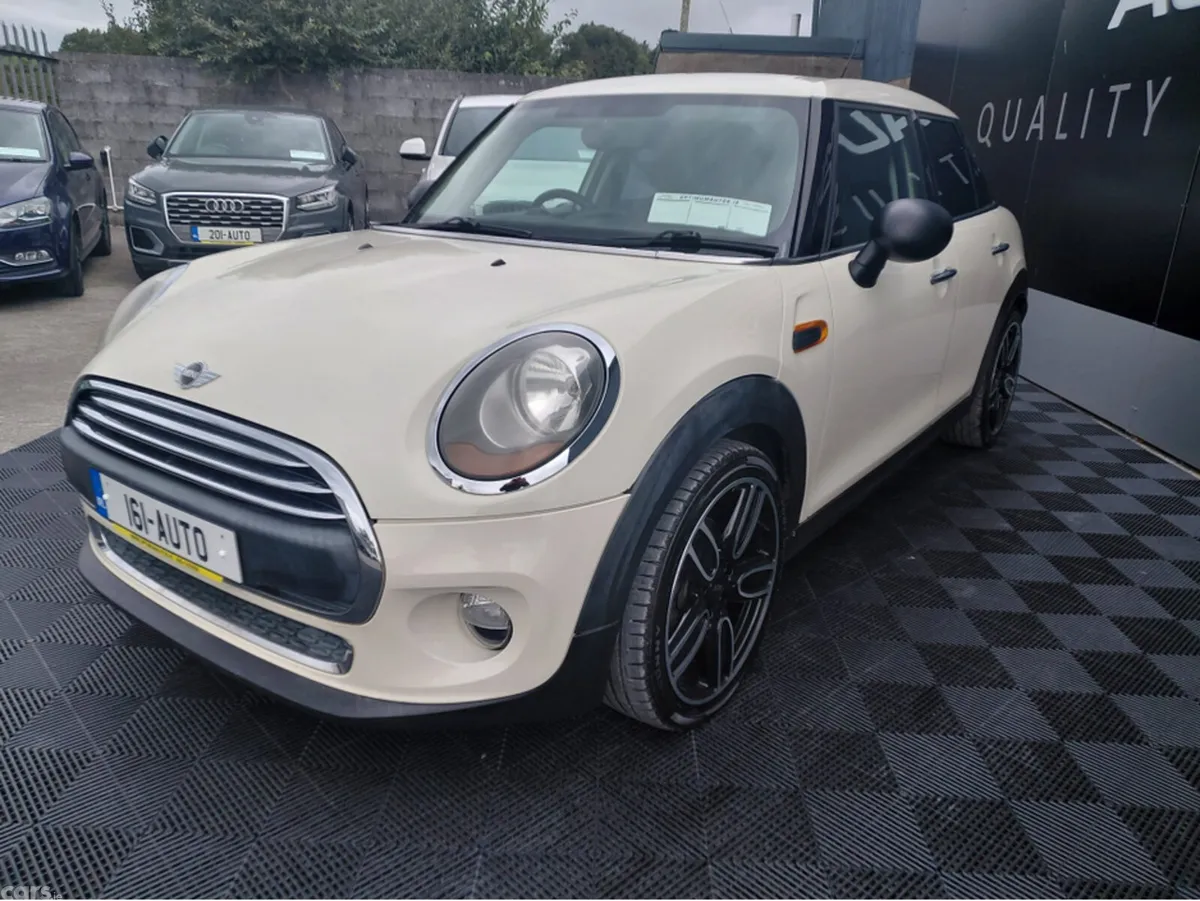 Mini Cooper Hatchback, Petrol, 2016, White