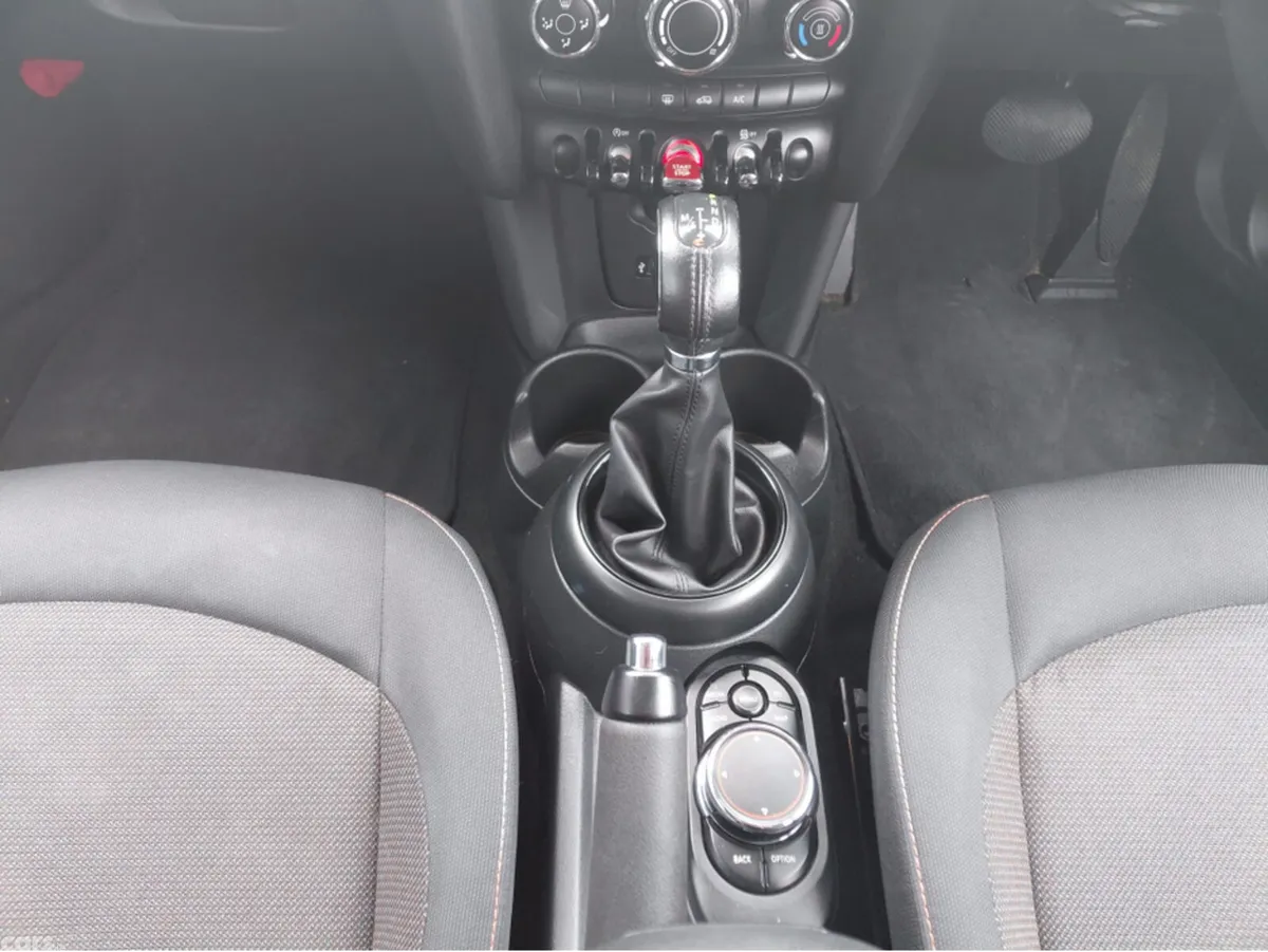 Mini Cooper Hatchback, Petrol, 2016, White