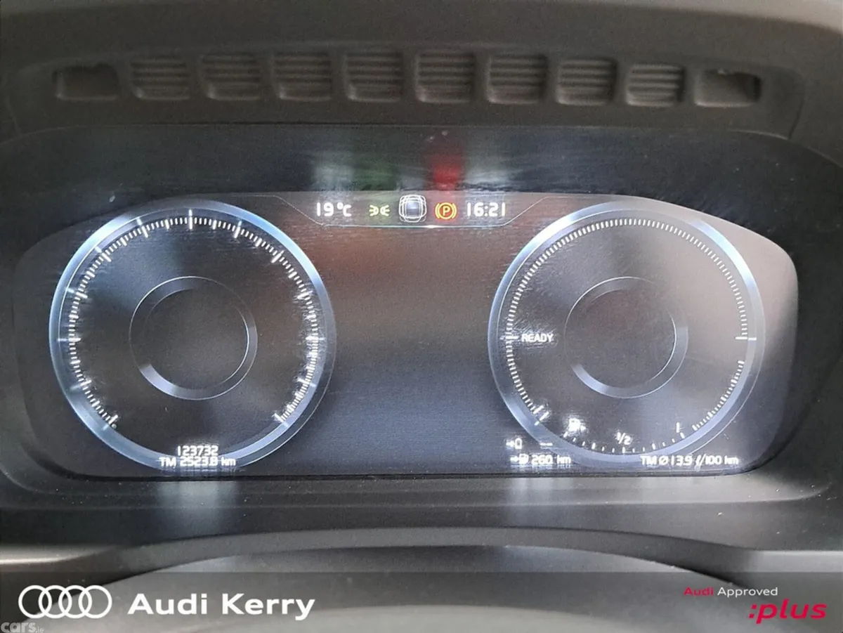 Volvo XC90 Estate, Petrol Hybrid, 2021, Grey