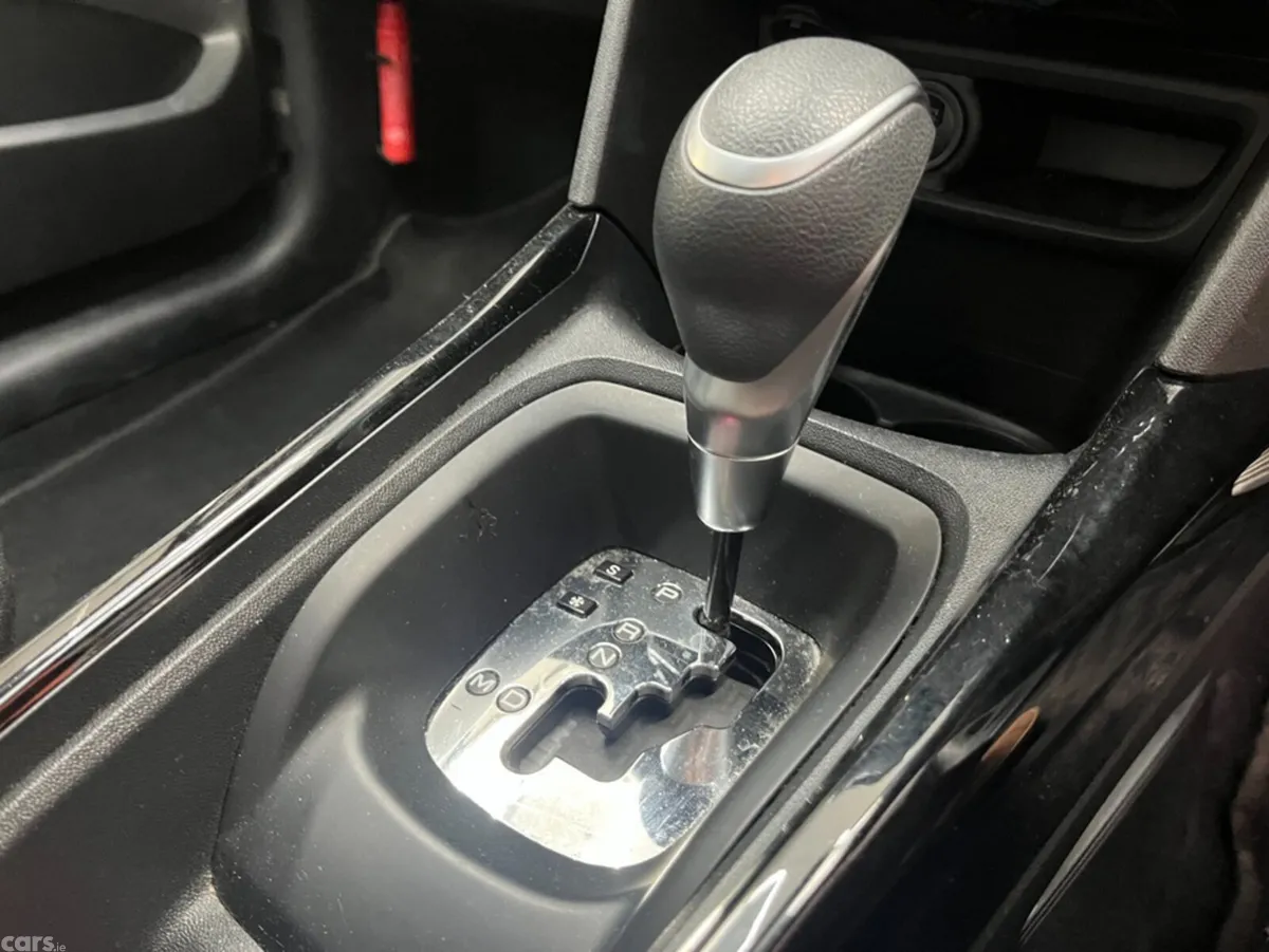Peugeot 2008 SUV, Petrol, 2017, White