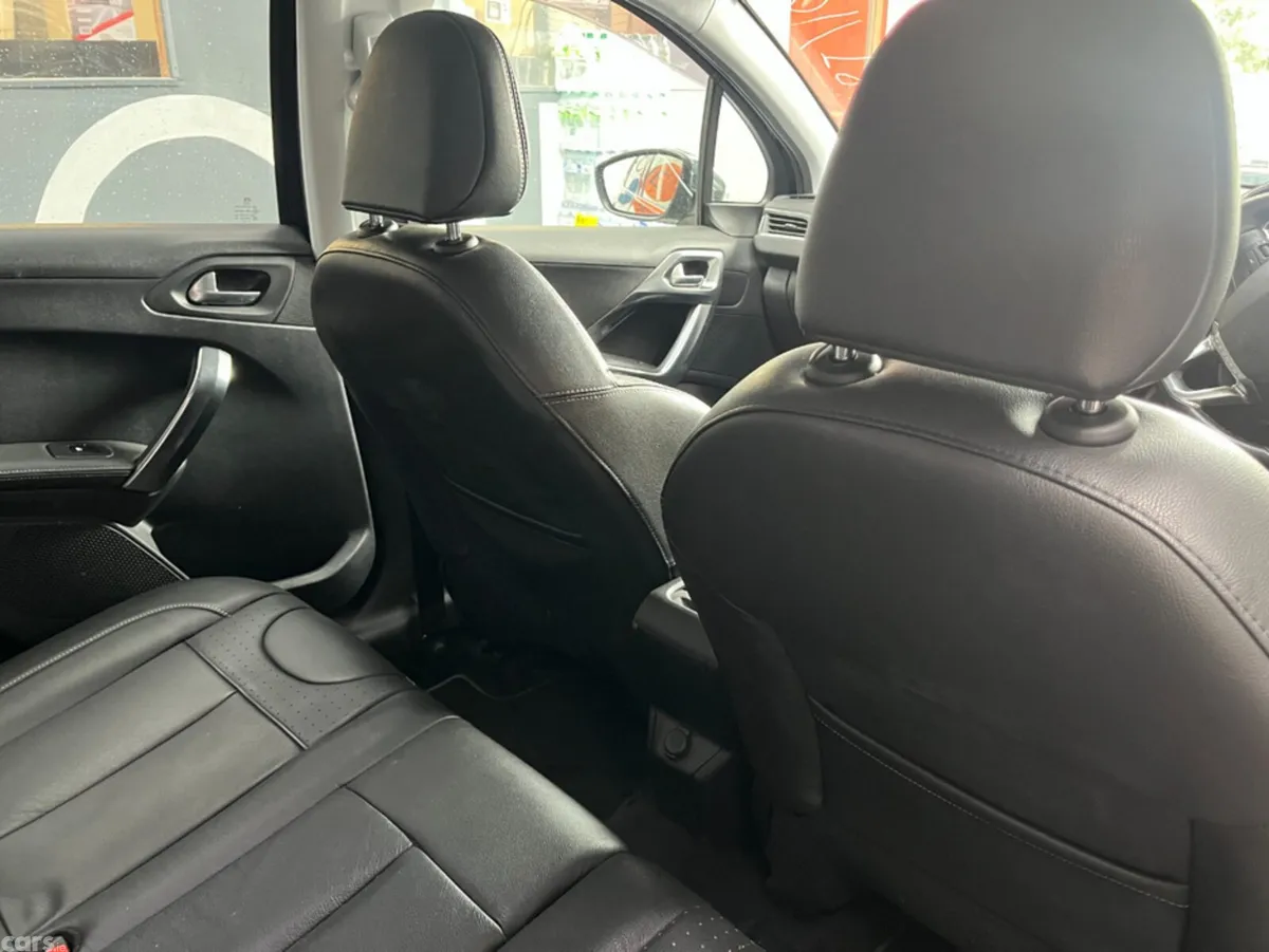 Peugeot 2008 SUV, Petrol, 2016, Black