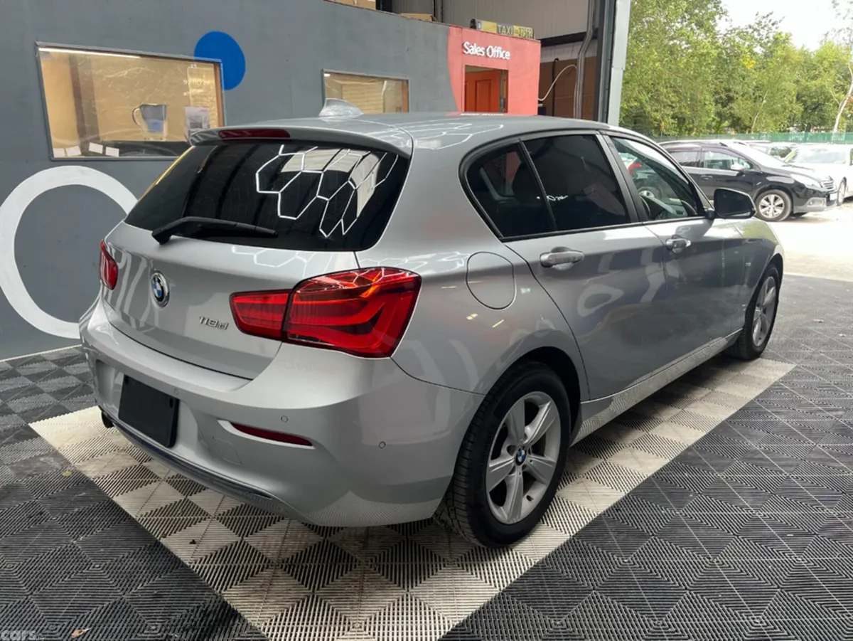 BMW 1-Series Hatchback, Diesel, 2018, Silver