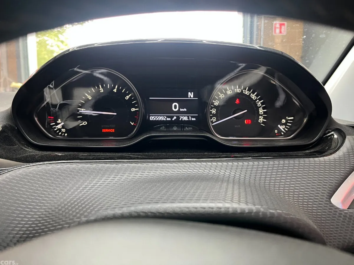 Peugeot 2008 SUV, Petrol, 2016, Black