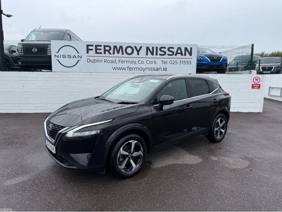 Nissan Qashqai Hatchback, Petrol, 2023, Black