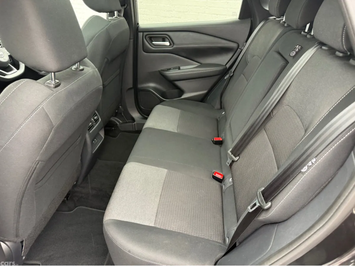 Nissan Qashqai Hatchback, Petrol, 2023, Black