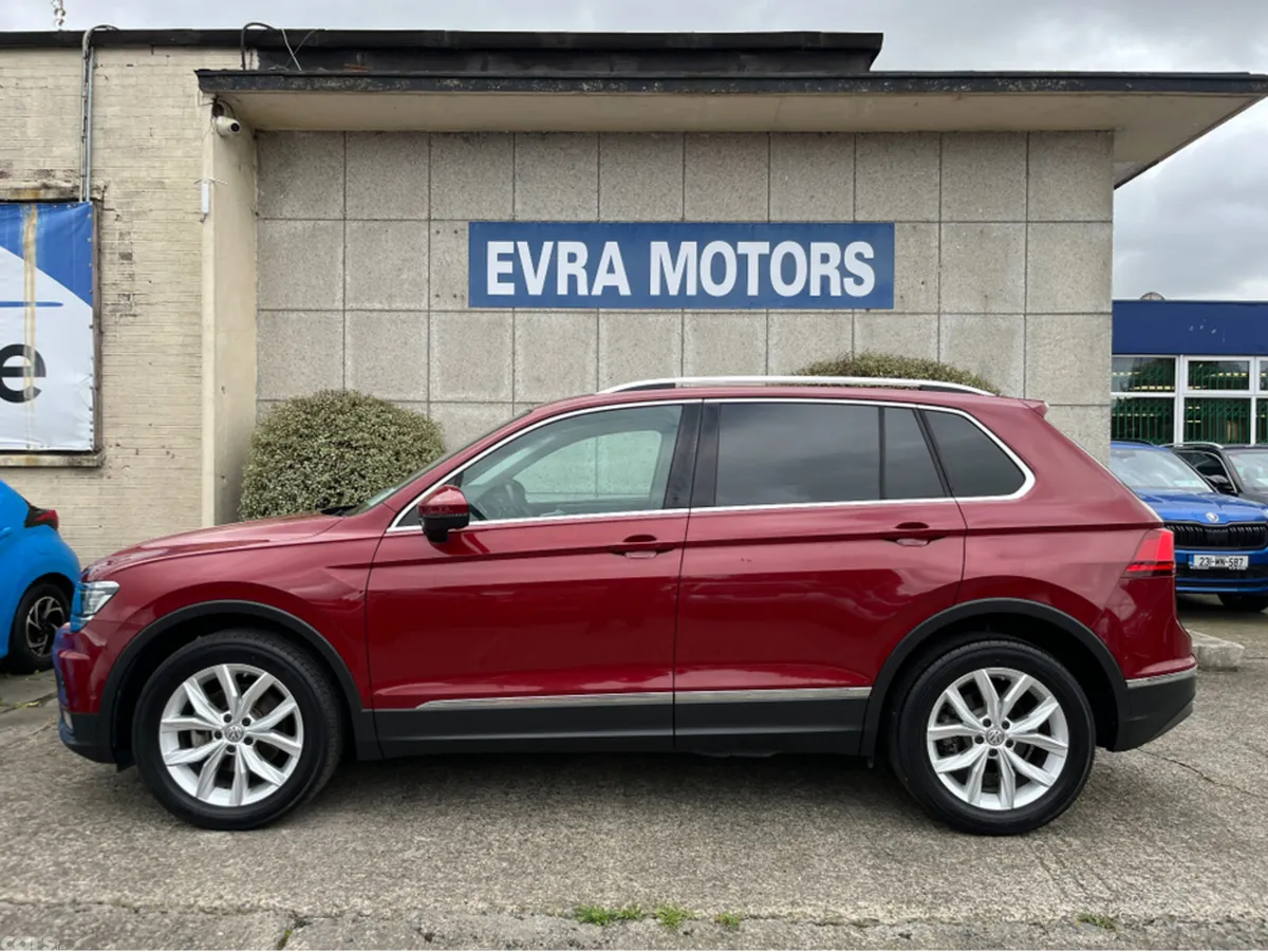 Volkswagen Tiguan SUV, Diesel, 2020, Red