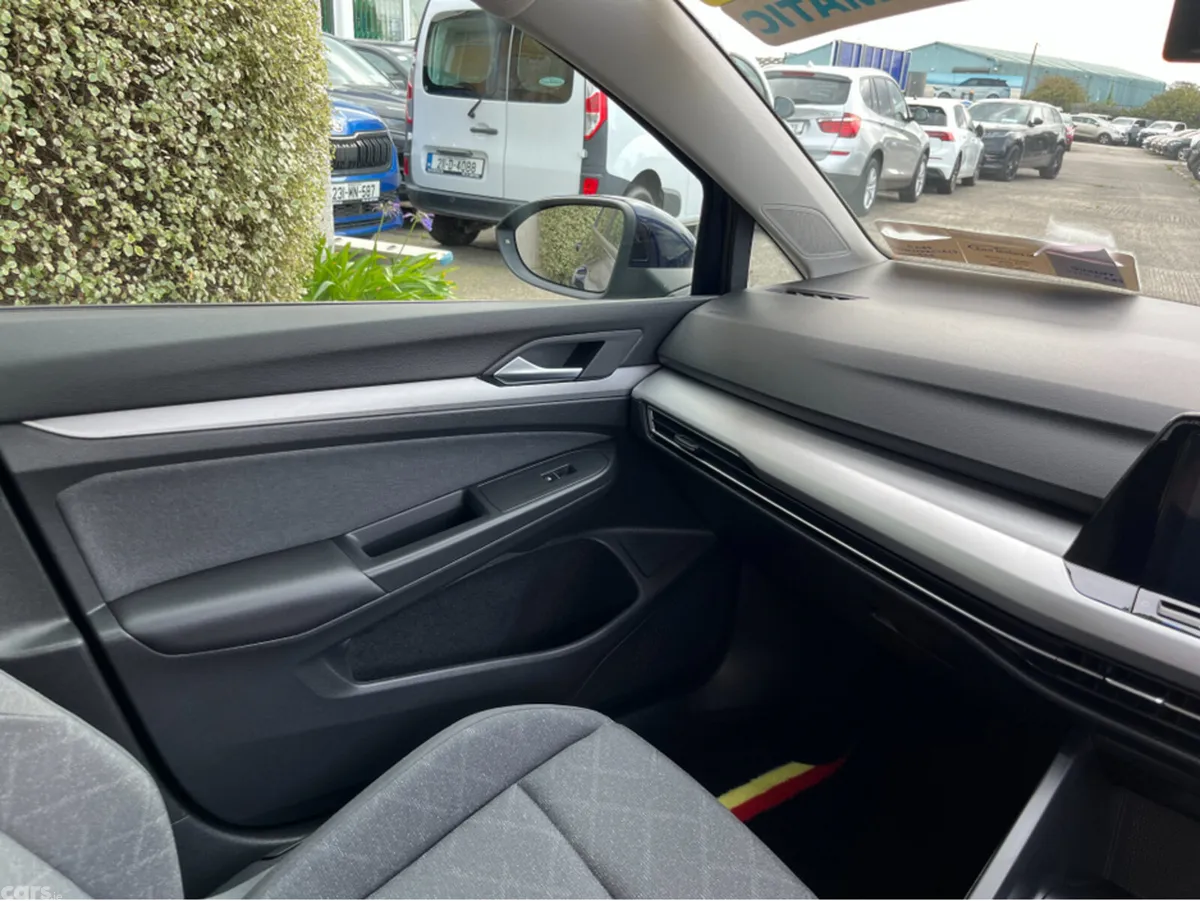 Volkswagen Golf Hatchback, Diesel, 2023, Blue
