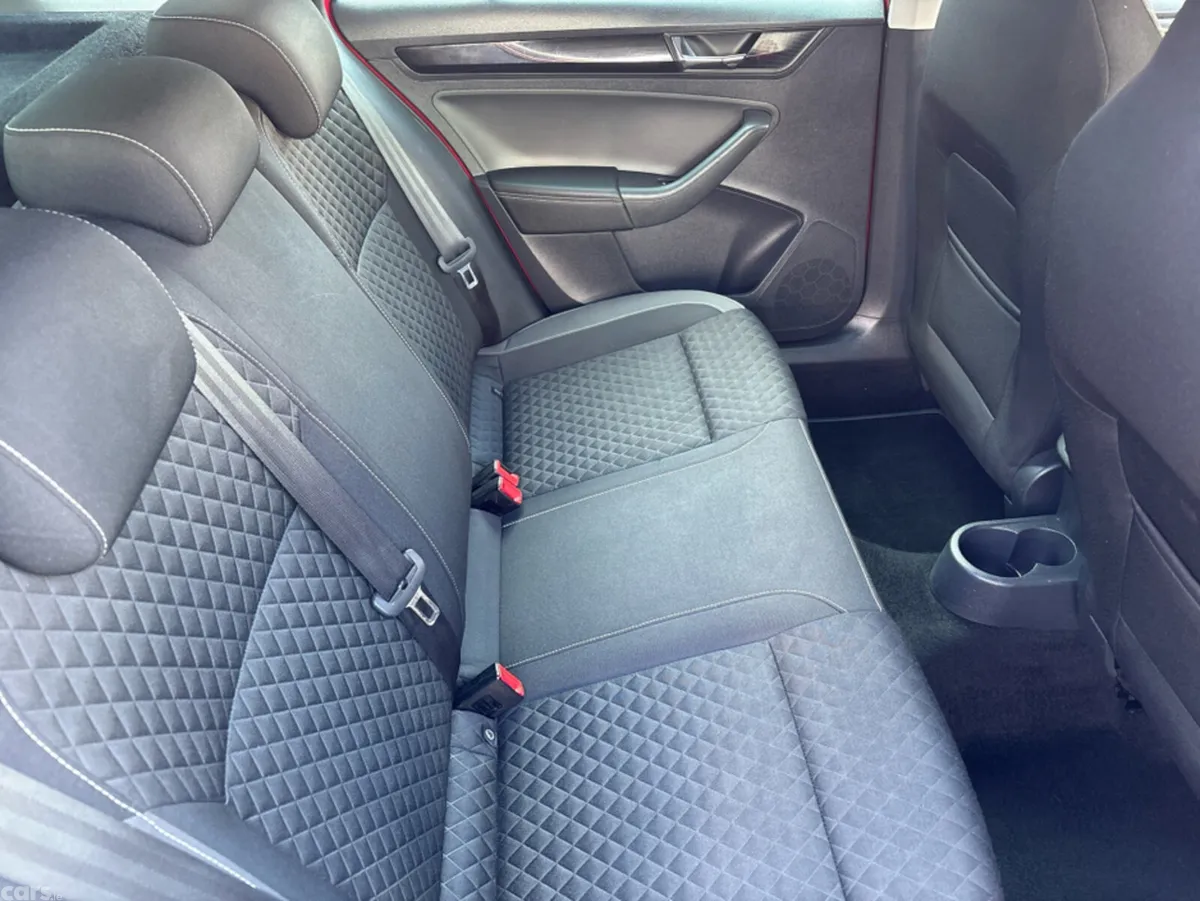 Skoda Rapid Saloon, Petrol, 2019, Red