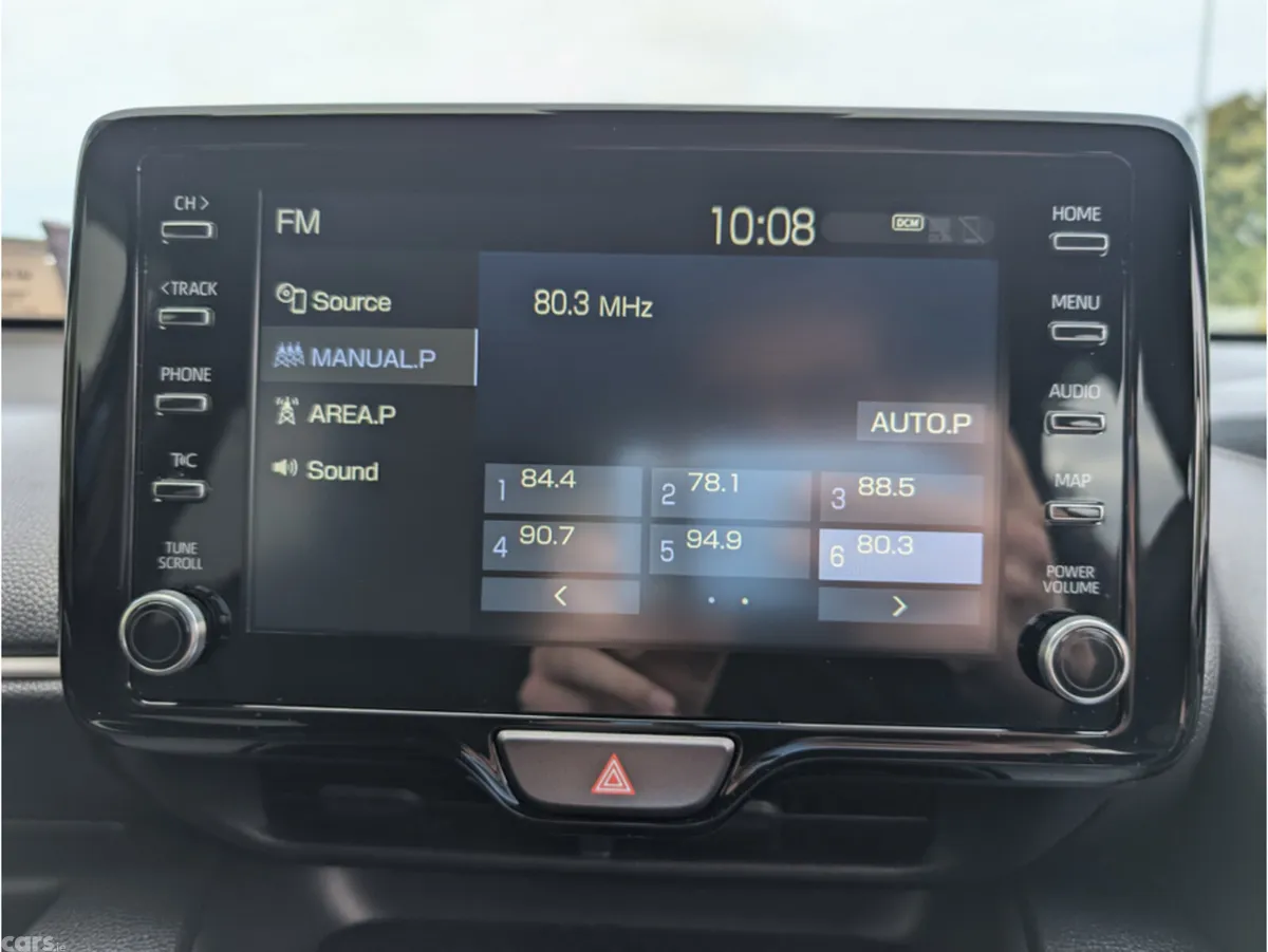 Toyota Yaris Hatchback, Petrol Hybrid, 2023, Blue