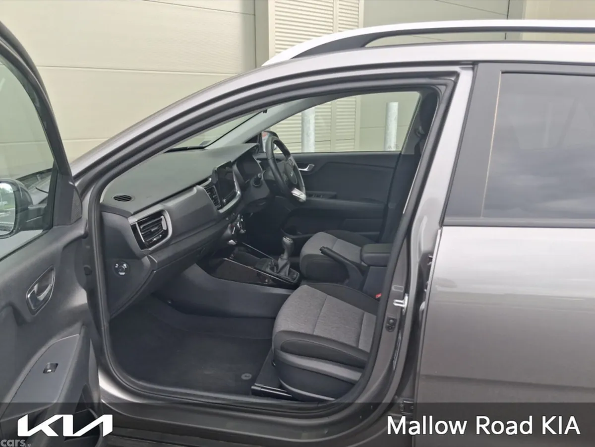 Kia Stonic SUV, Petrol, 2025, Grey