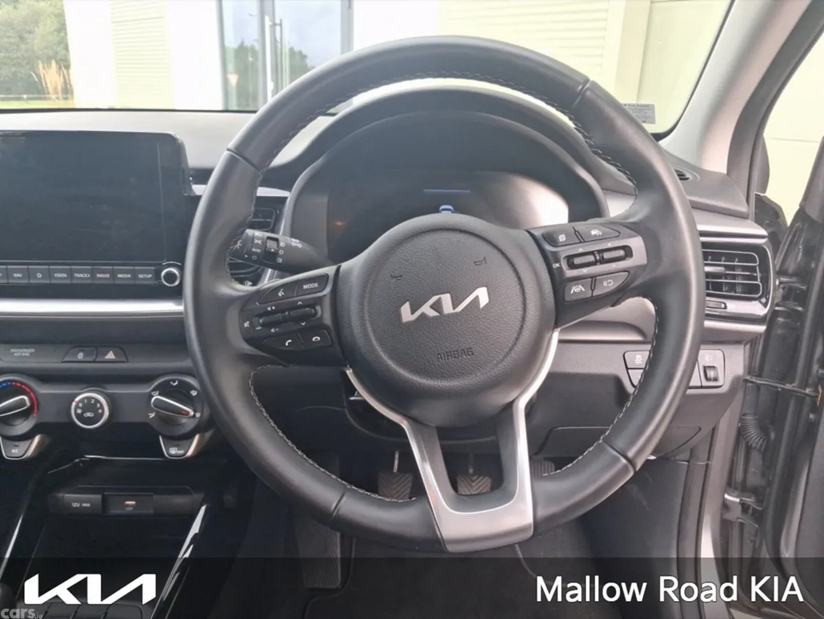 Kia Stonic SUV, Petrol, 2025, Grey