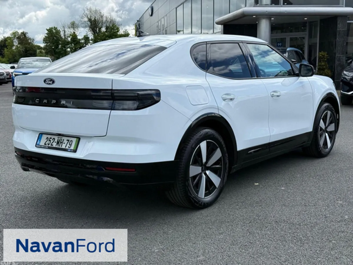 Ford Capri SUV, Electric, 2025, White