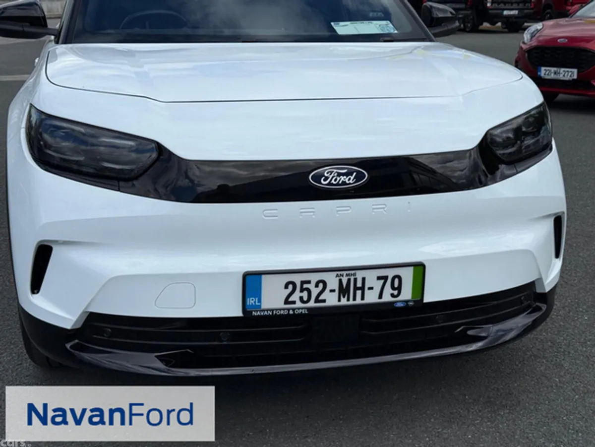 Ford Capri SUV, Electric, 2025, White
