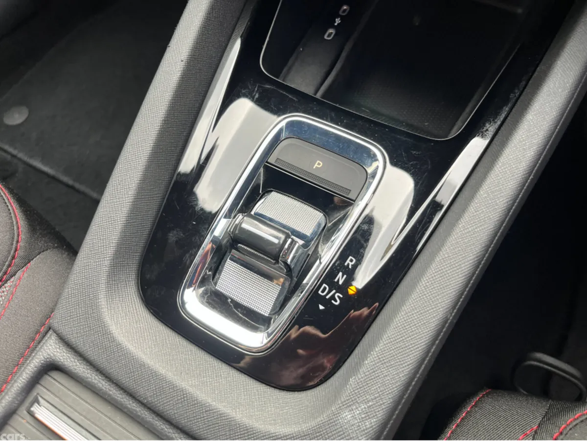 Skoda Octavia Saloon, Diesel, 2022, Blue