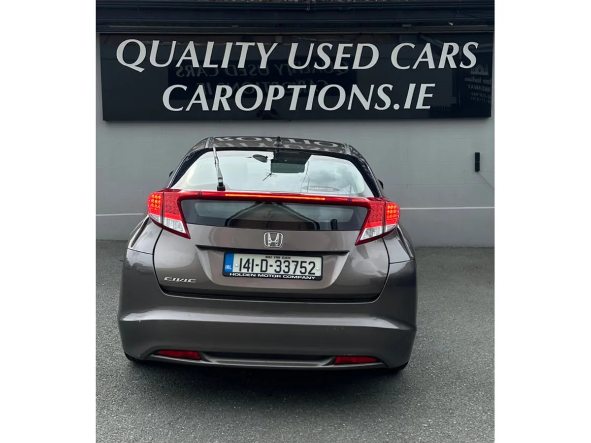 Honda Civic Hatchback, Diesel, 2014, Brown