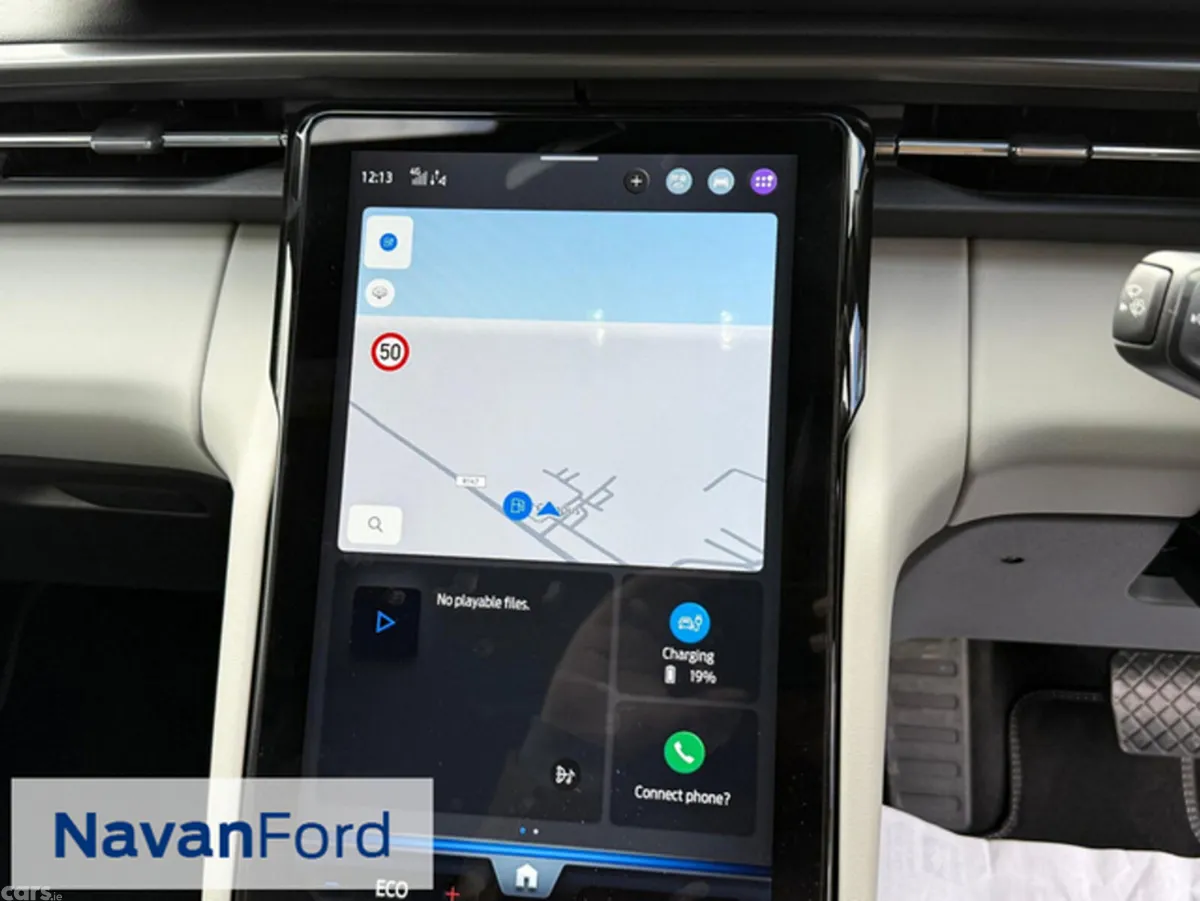 Ford Capri SUV, Electric, 2025, White
