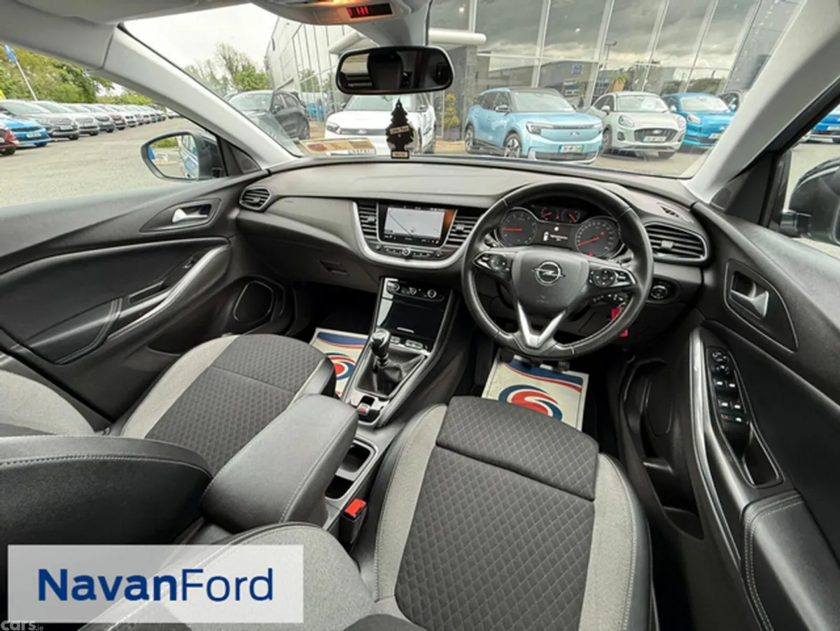 Opel Grandland X SUV, Diesel, 2021, Grey