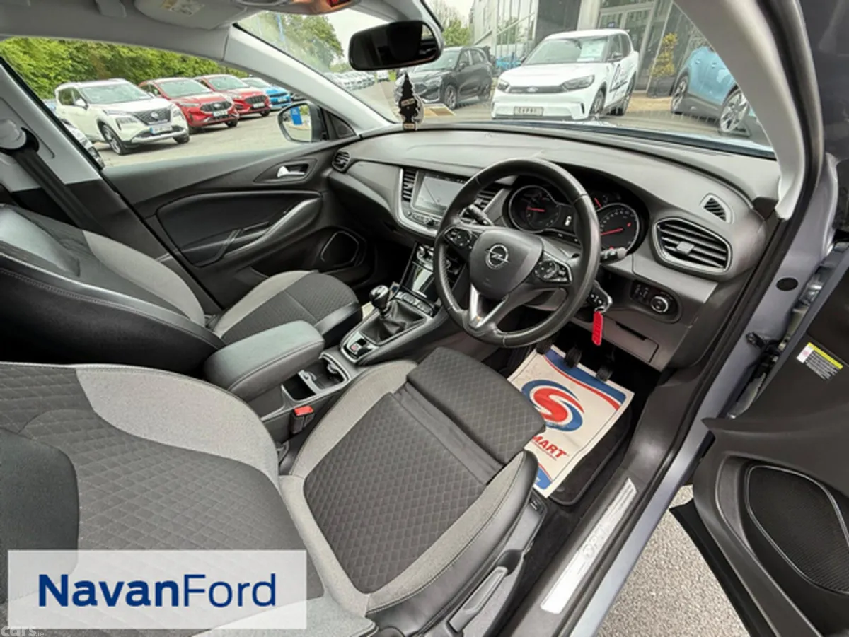 Opel Grandland X SUV, Diesel, 2021, Grey