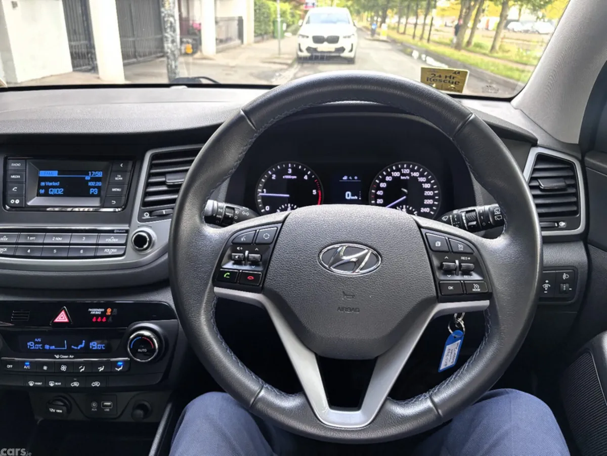 Hyundai Tucson MPV, Diesel, 2016, White