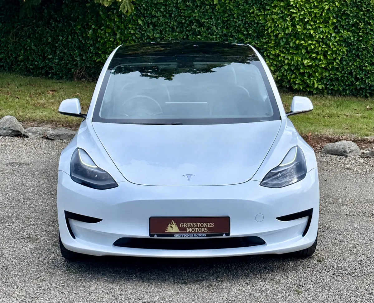 Tesla Model 3 Saloon, Electric, 2021, White