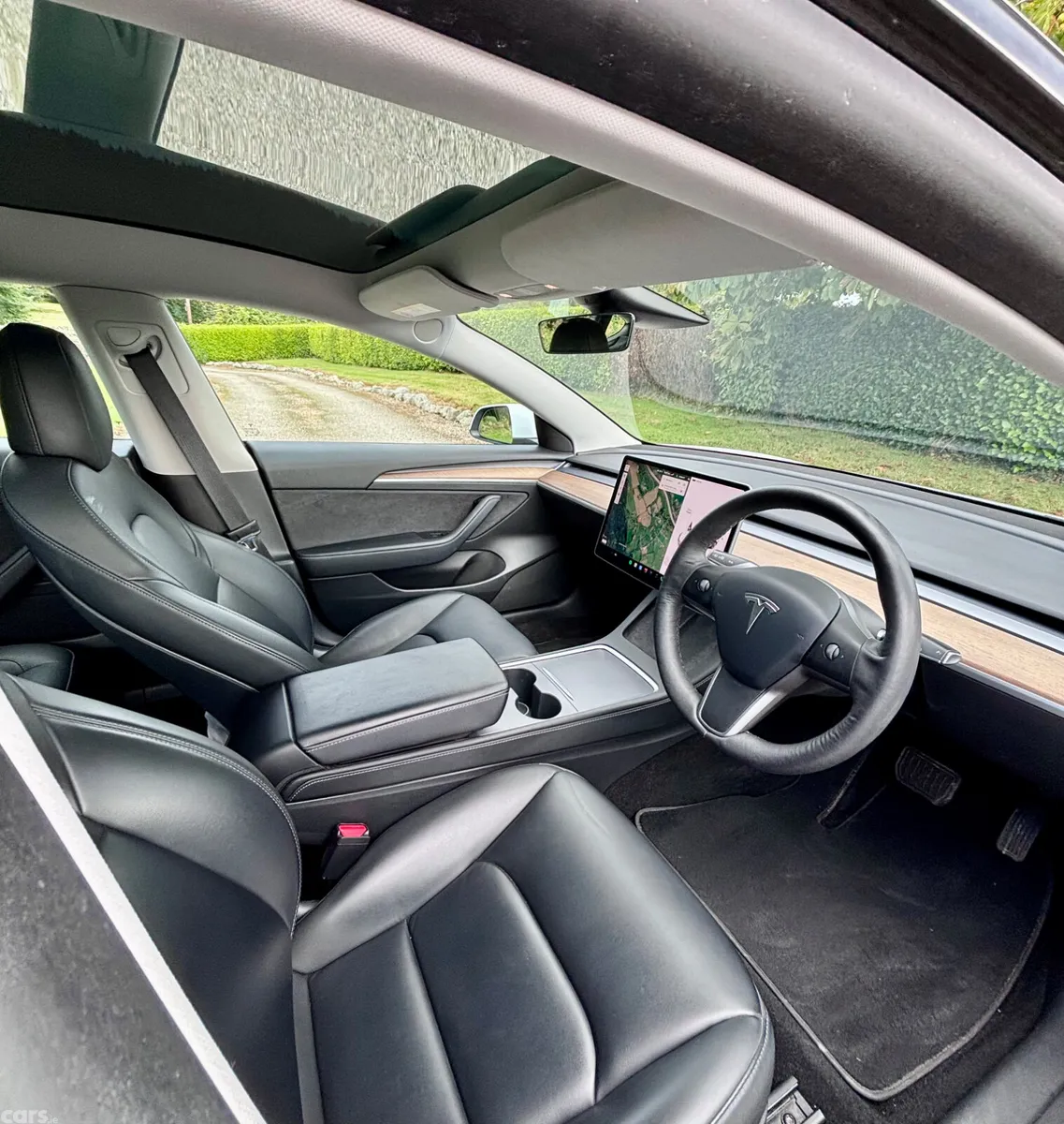 Tesla Model 3 Saloon, Electric, 2021, White