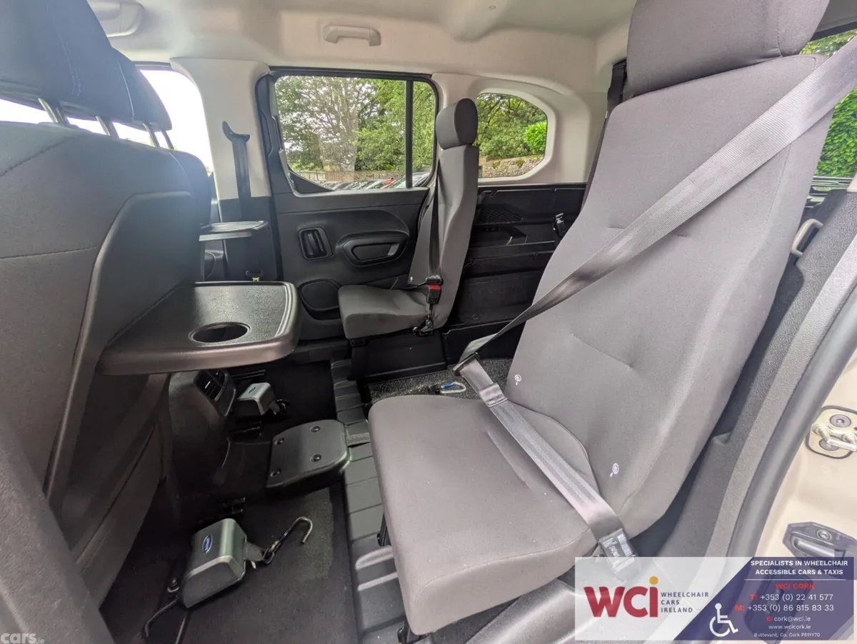 Peugeot Rifter MPV, Diesel, 2021, Beige