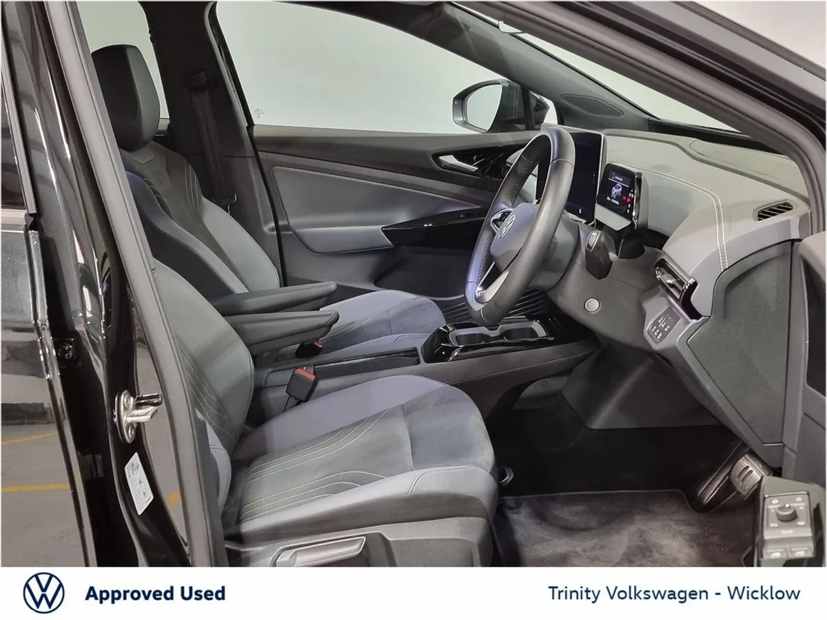 Volkswagen ID.4 SUV, Electric, 2026, Black