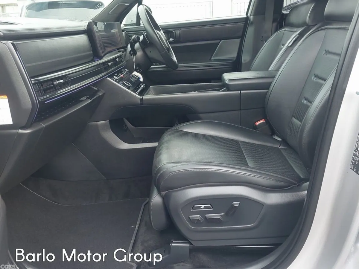 Hyundai Santa Fe SUV, Petrol Plug-in Hybrid, 2024, Silver