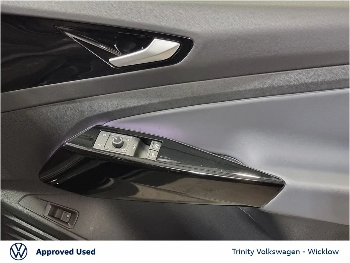 Volkswagen ID.4 SUV, Electric, 2026, Black