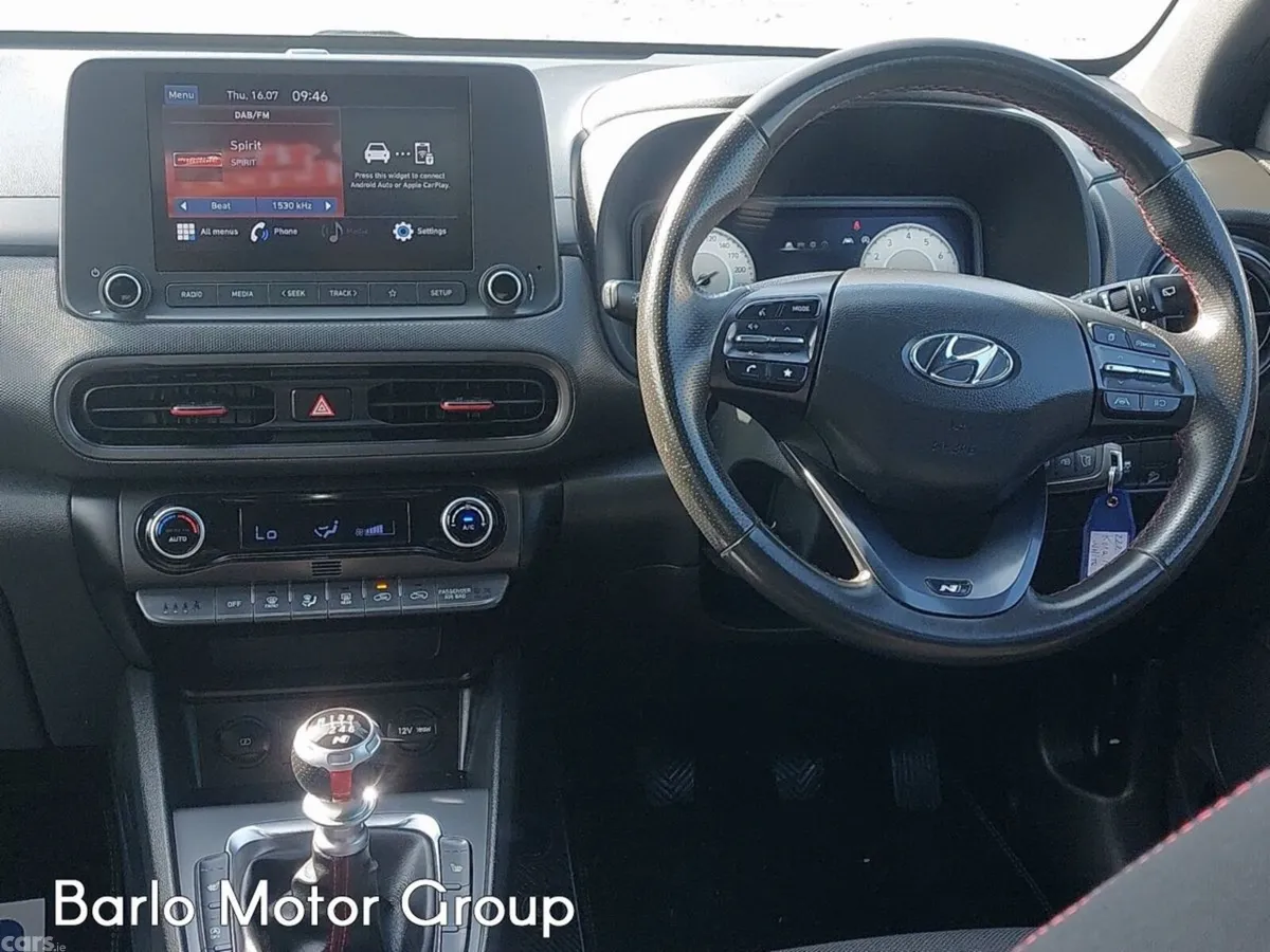 Hyundai KONA MPV, Petrol, 2022, White