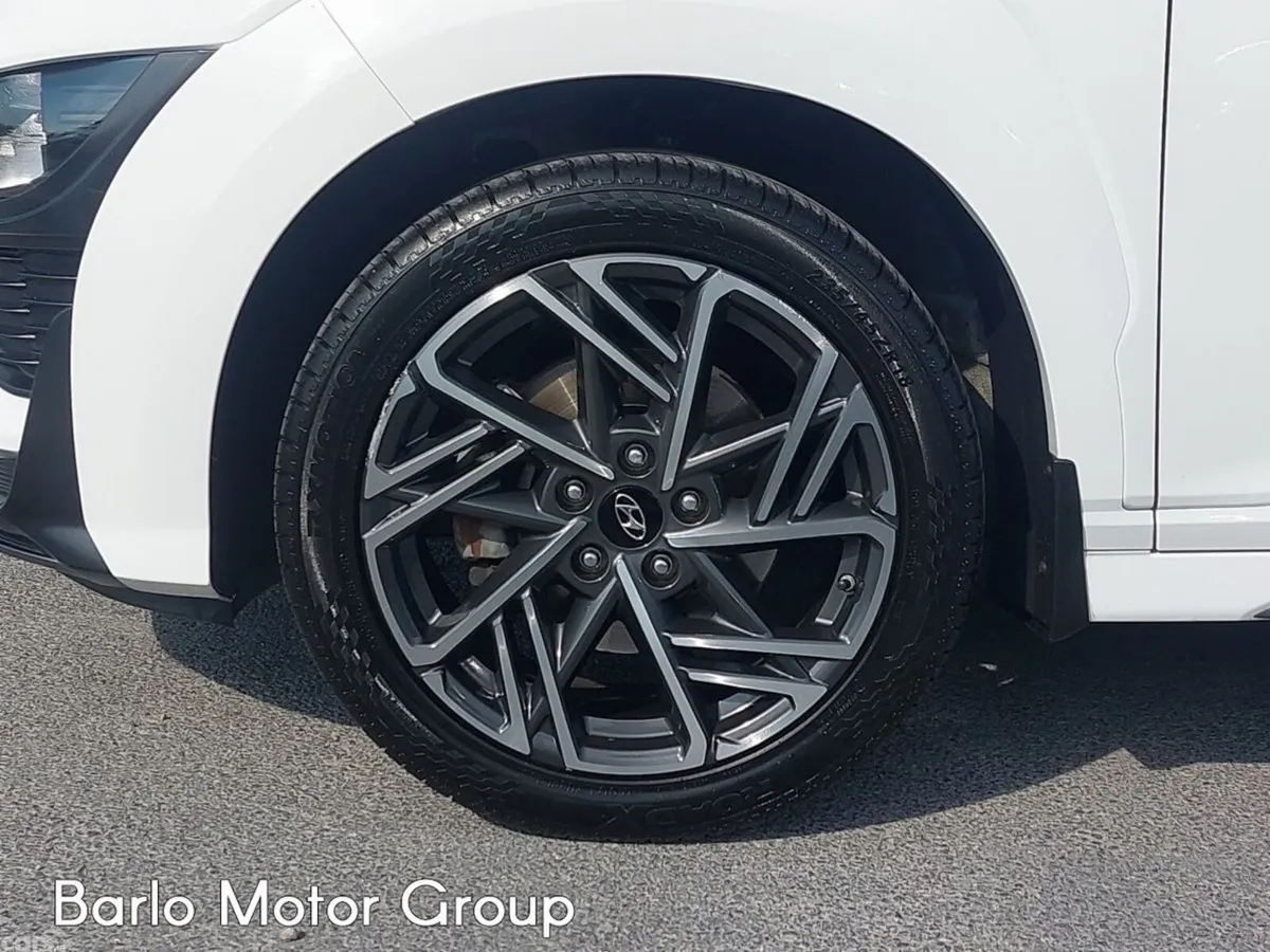 Hyundai KONA MPV, Petrol, 2022, White