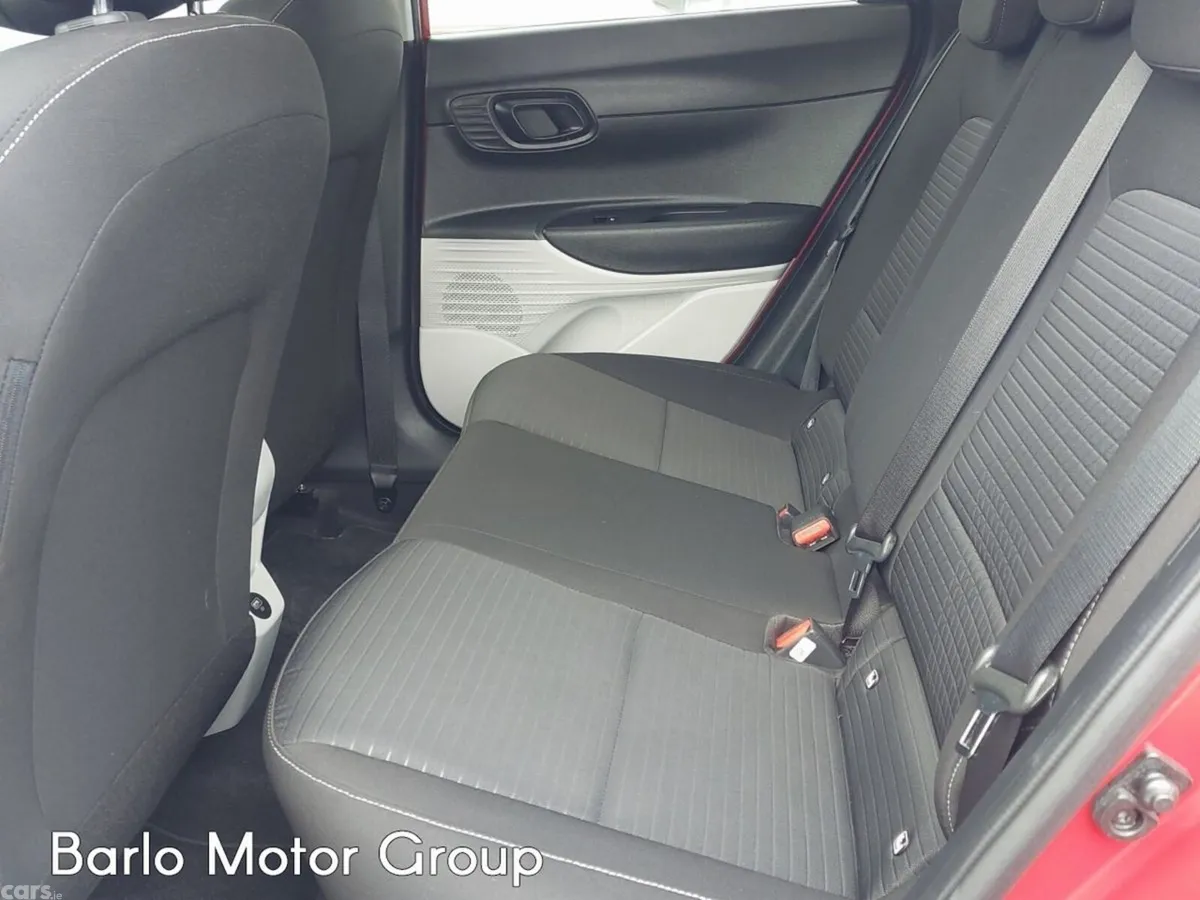 Hyundai i20 Hatchback, Petrol, 2023, Red