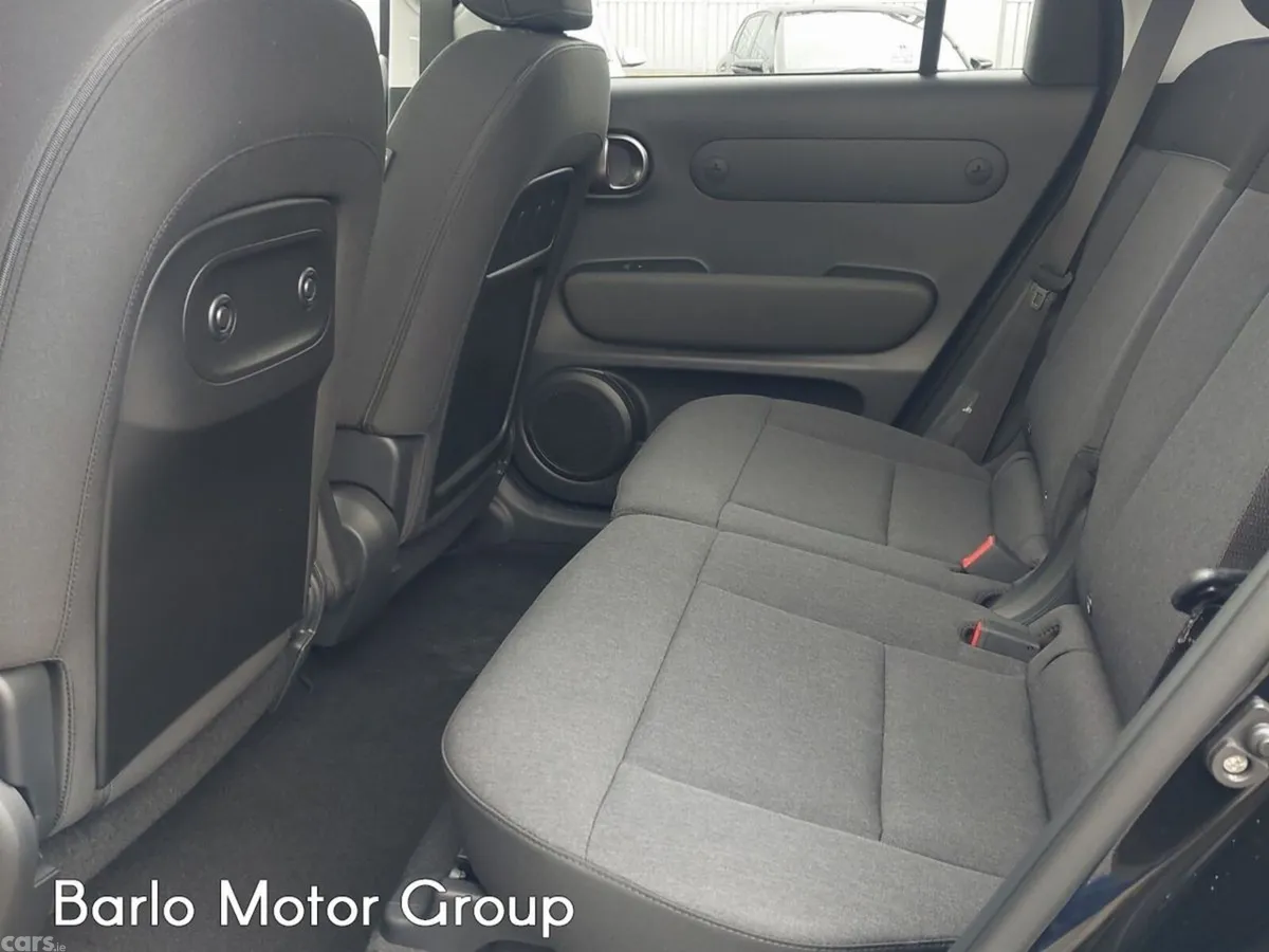 Hyundai INSTER MPV, Electric, 2026, Black