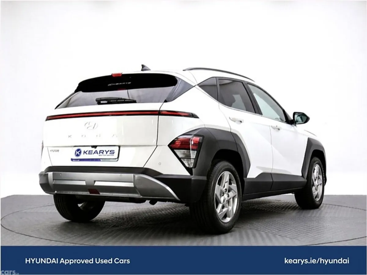 Hyundai KONA SUV, Petrol, 2026, White