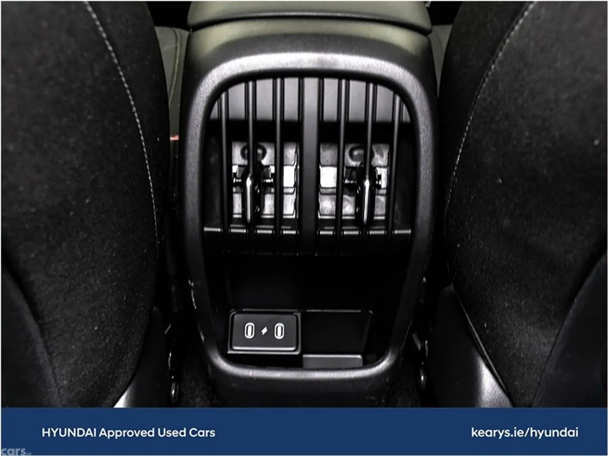 Hyundai KONA SUV, Petrol, 2026, White