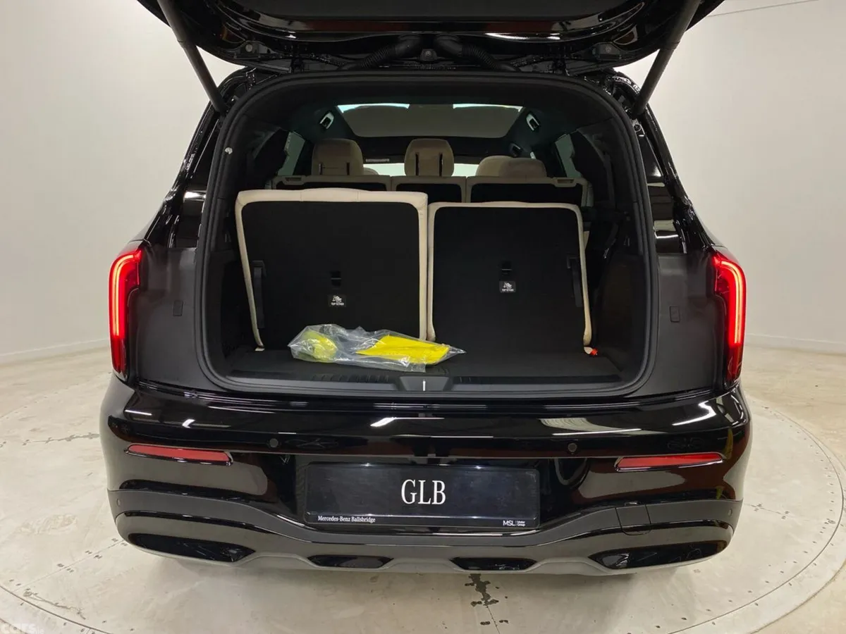 Mercedes-Benz GLB SUV, Petrol, 2026, Black