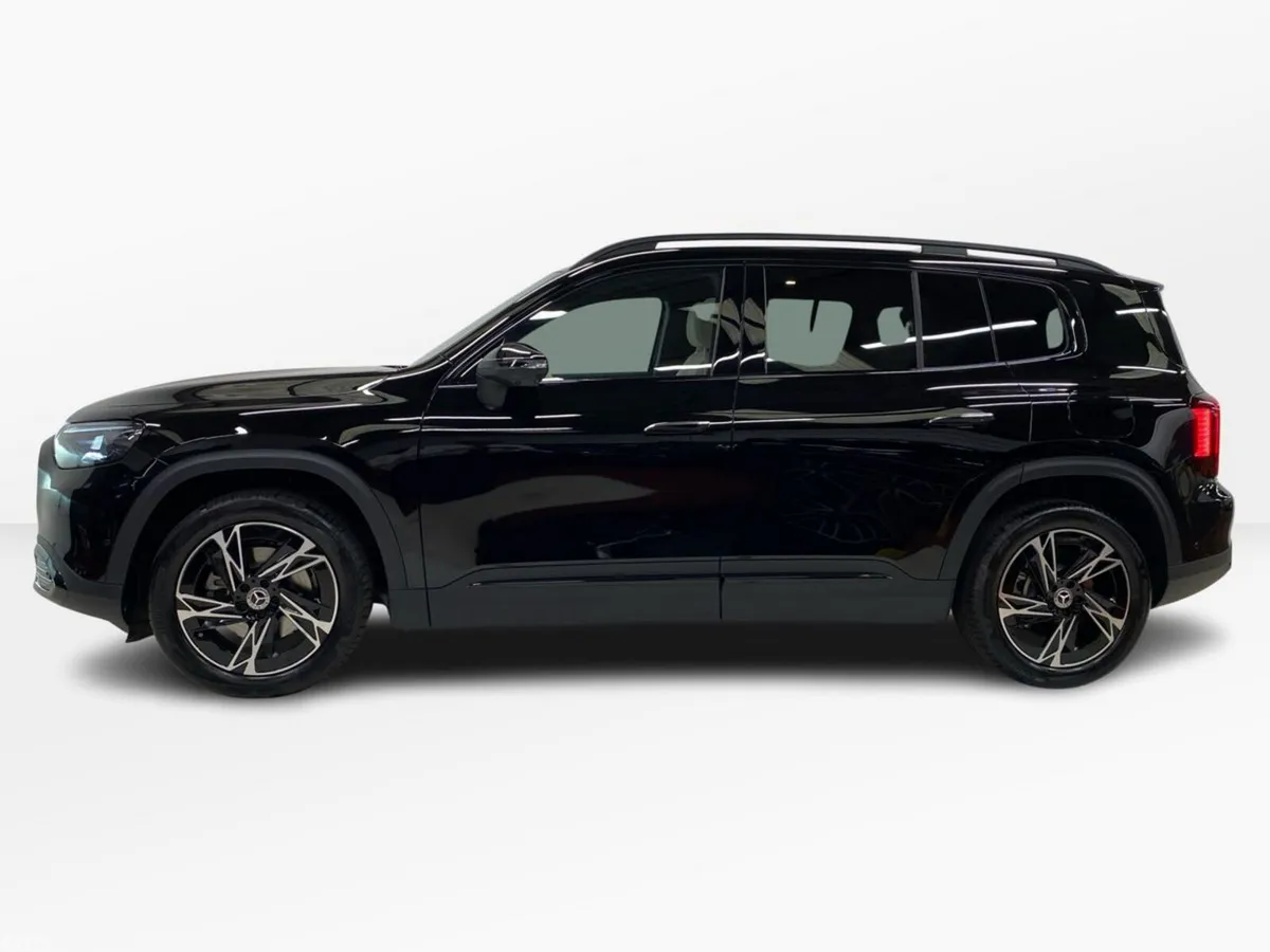Mercedes-Benz GLB SUV, Petrol, 2026, Black