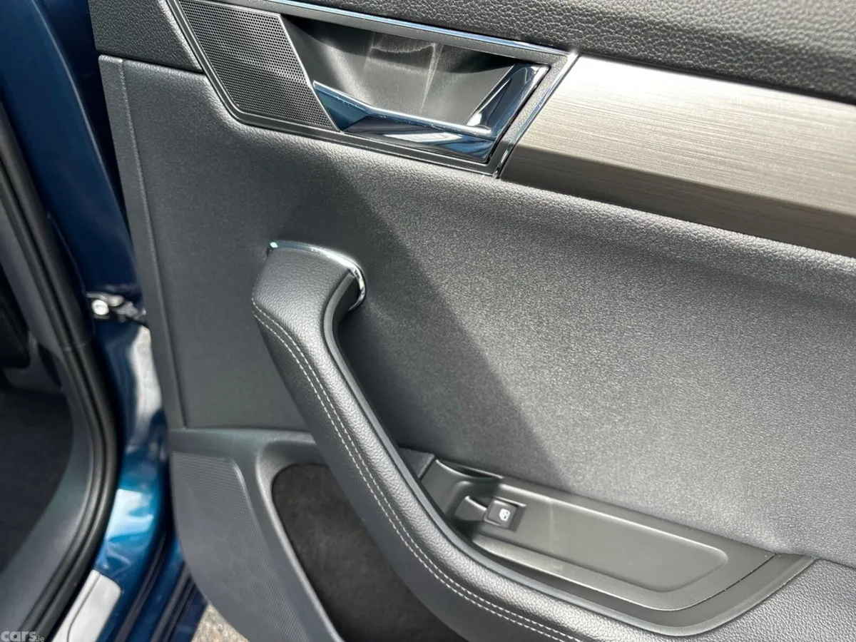 Skoda Superb Saloon, Diesel, 2024, Blue