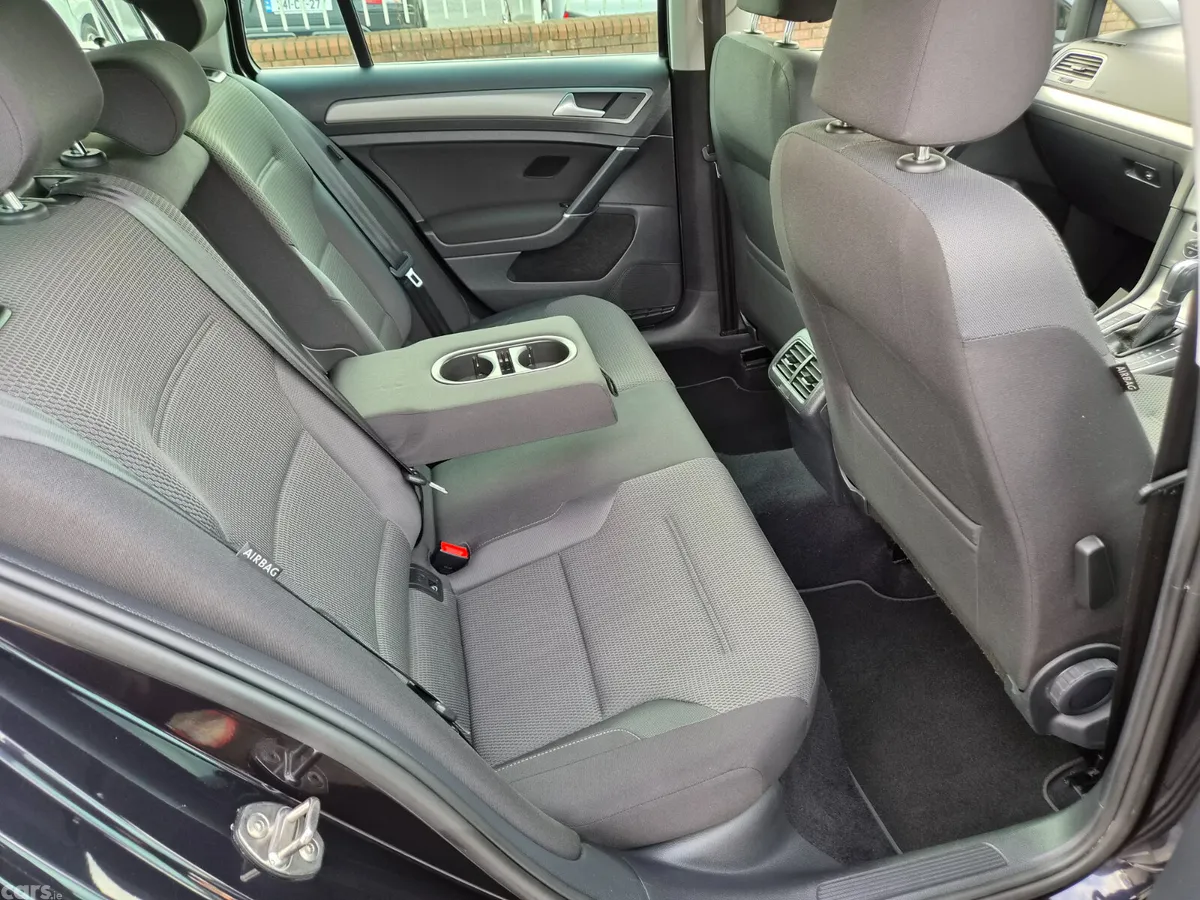 Volkswagen Golf Estate, Petrol, 2016, Black