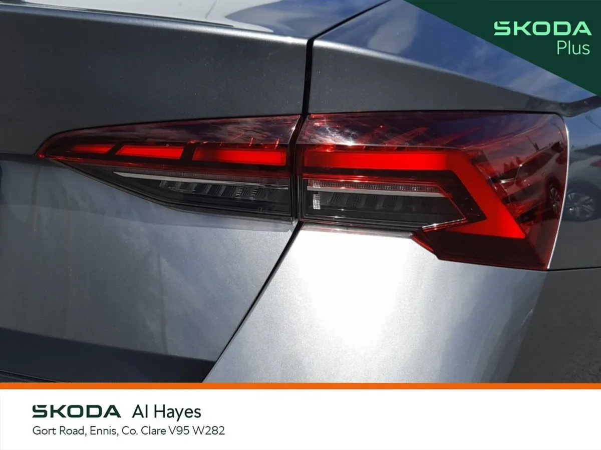 Skoda Octavia Saloon, Petrol, 2025, Grey
