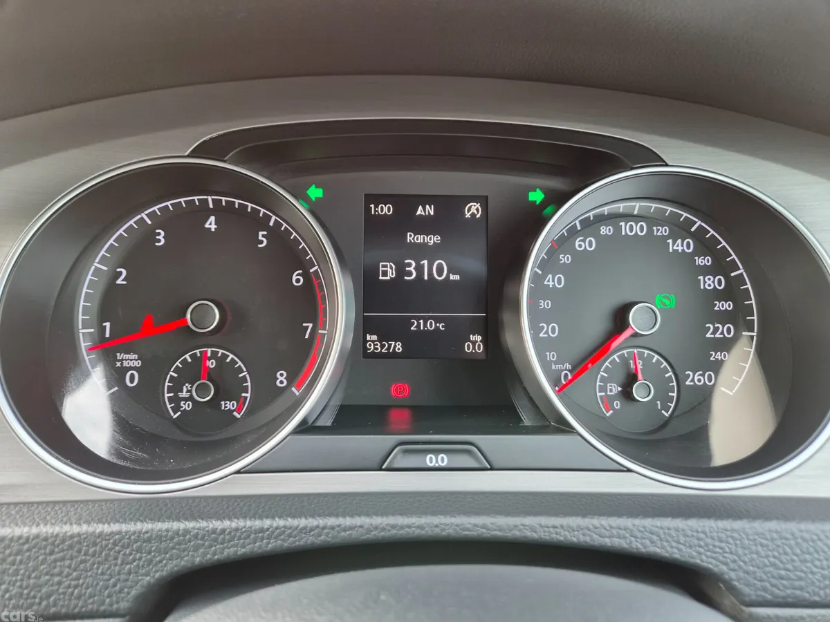 Volkswagen Golf Estate, Petrol, 2016, Black