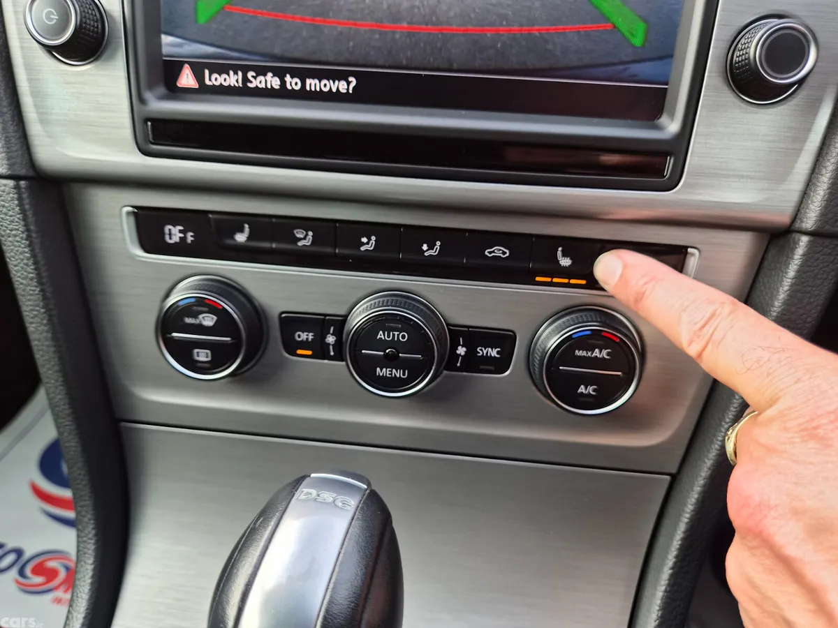 Volkswagen Golf Estate, Petrol, 2016, Black