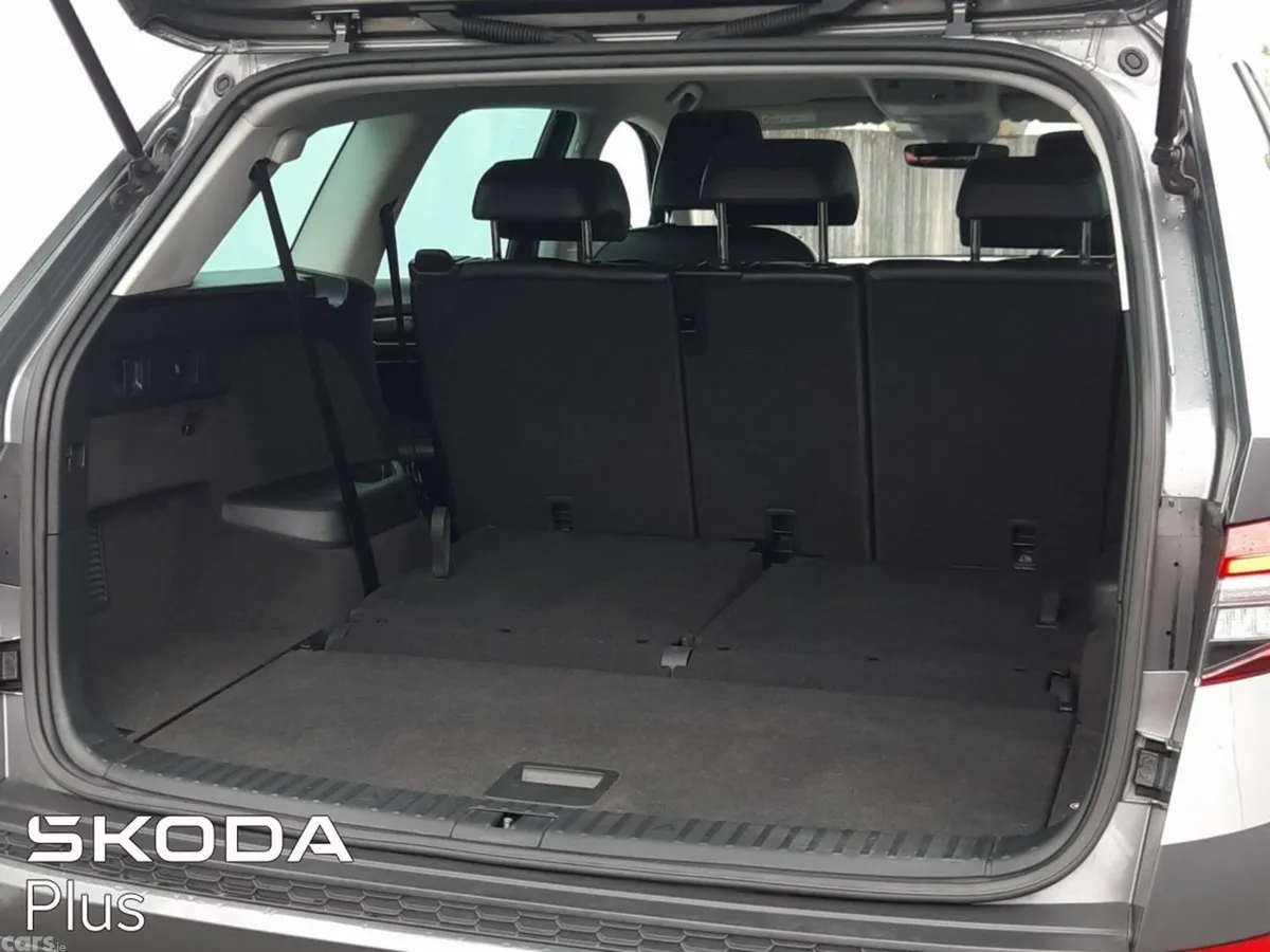 Skoda Kodiaq MPV, Diesel, 2022, Grey